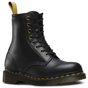 Dr. Martens 1460 Vegan Black Felix Rub Off